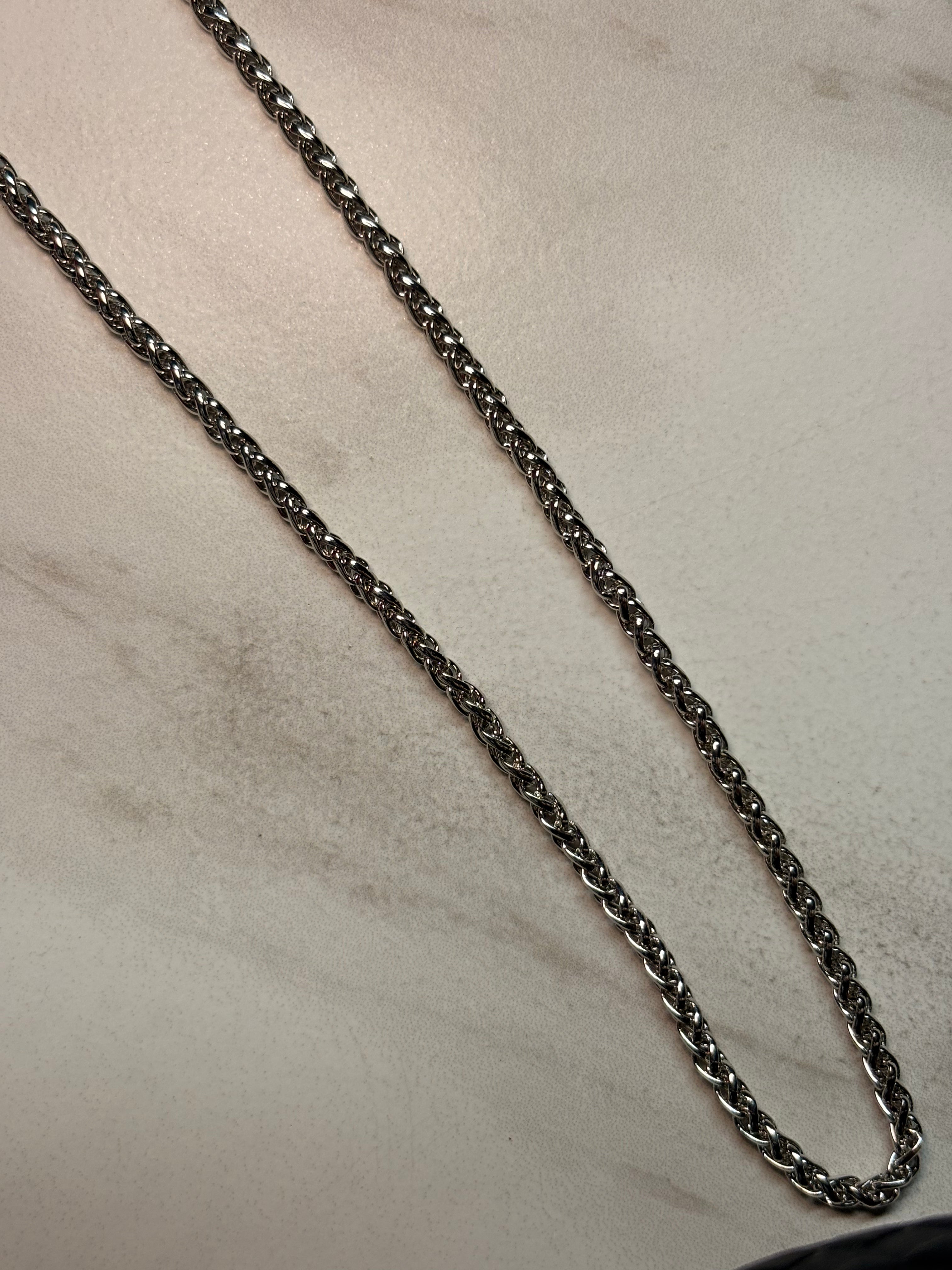 Rhodium-plated Lantern Chain